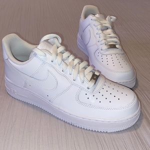 Nike Air Force 1 '07